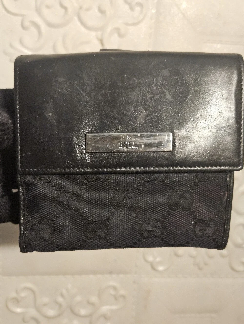 Gucci Black GG Canvas & Leather Compact Wallet Authentic With Coin Pocket